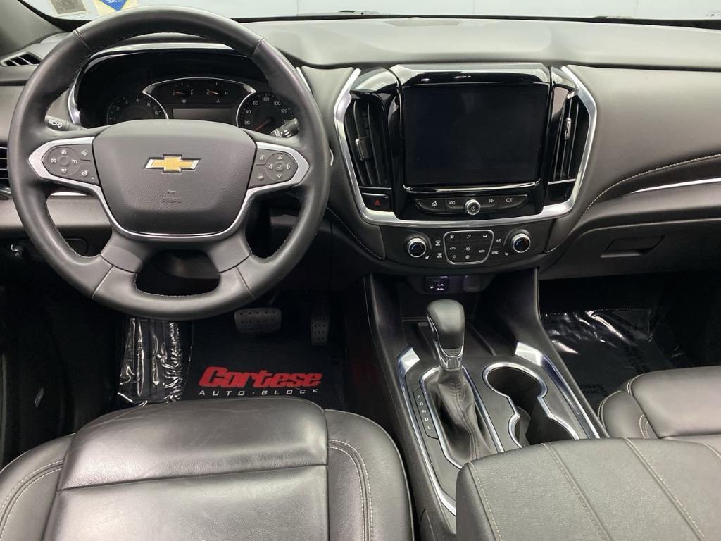 used 2023 Chevrolet Traverse car, priced at $31,999