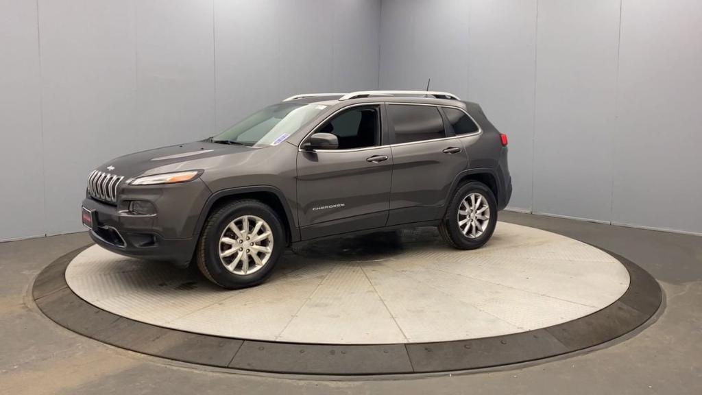 used 2018 Jeep Cherokee car, priced at $17,995