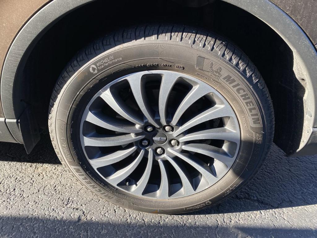 used 2022 Lincoln Aviator car, priced at $45,999