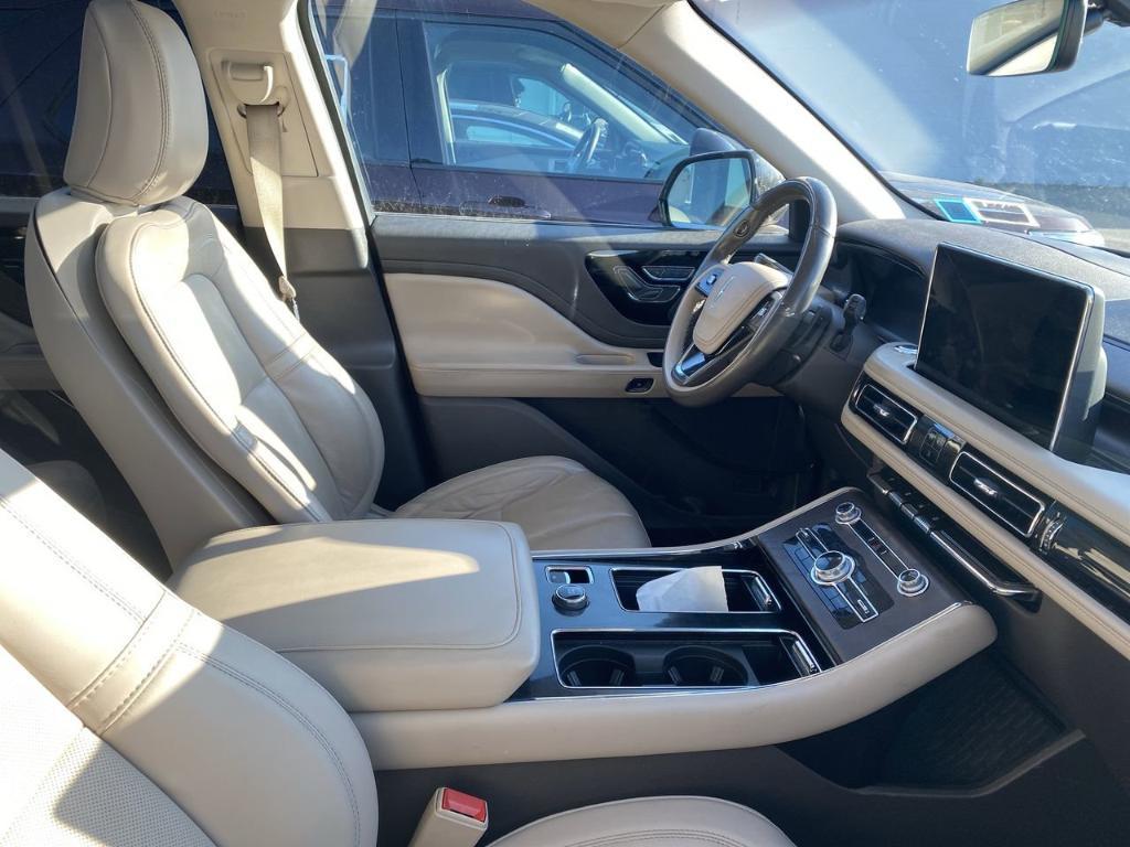 used 2022 Lincoln Aviator car, priced at $45,999