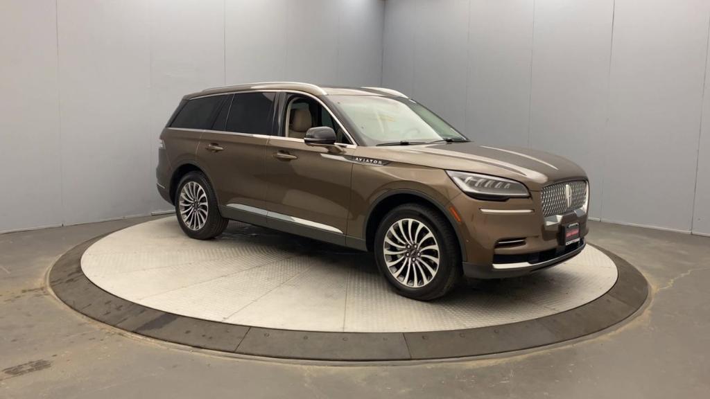 used 2022 Lincoln Aviator car, priced at $43,999