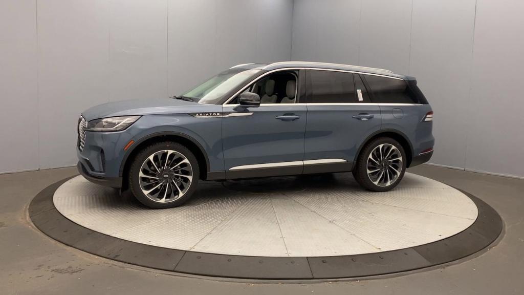 new 2025 Lincoln Aviator car, priced at $82,150