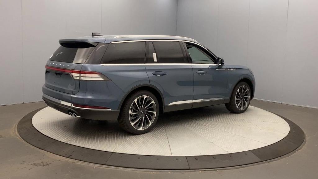 new 2025 Lincoln Aviator car, priced at $82,150