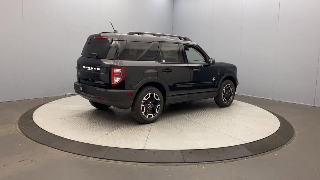 new 2024 Ford Bronco Sport car, priced at $37,009