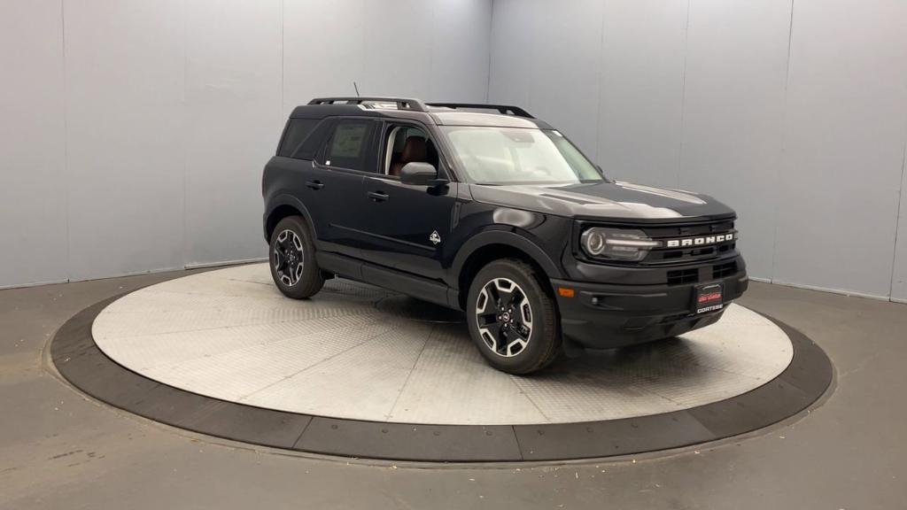 new 2024 Ford Bronco Sport car, priced at $37,009