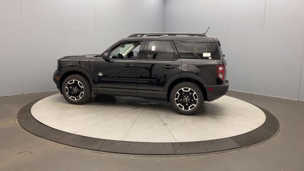 new 2024 Ford Bronco Sport car, priced at $37,009