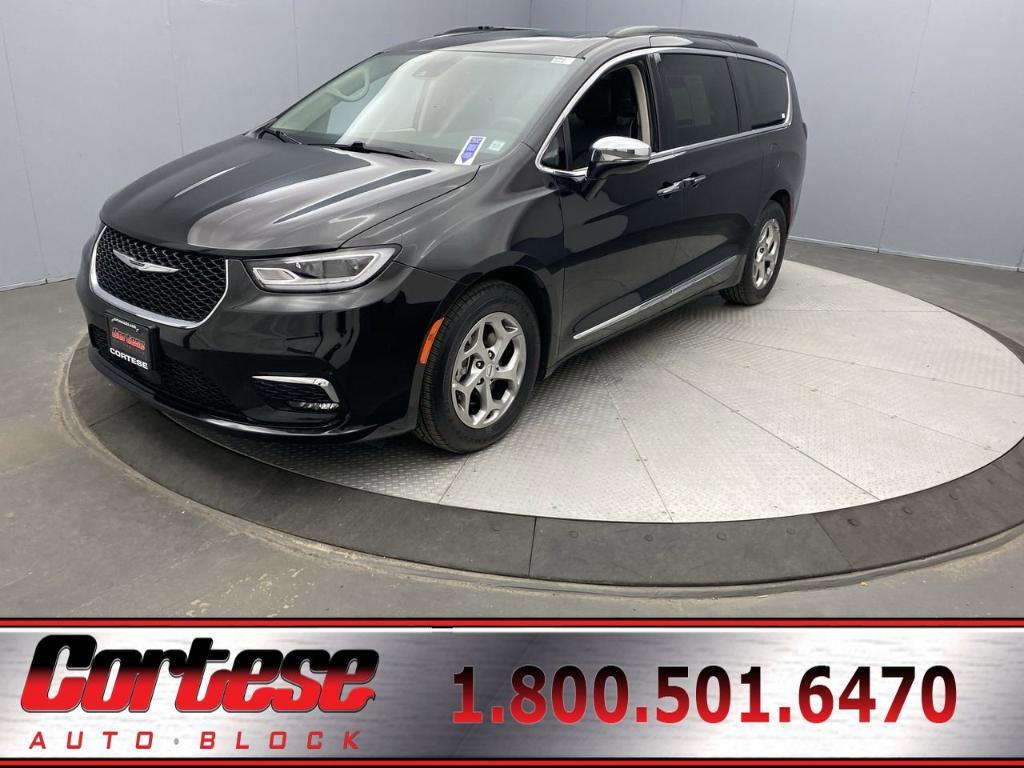 used 2023 Chrysler Pacifica car, priced at $29,995