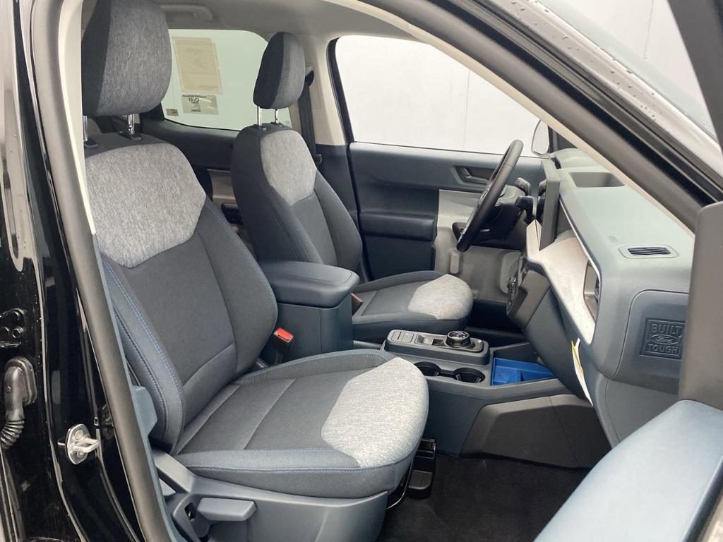 new 2025 Ford Maverick car, priced at $35,250