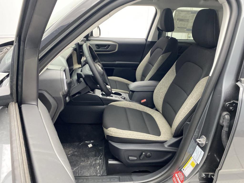 new 2025 Ford Bronco Sport car, priced at $36,915