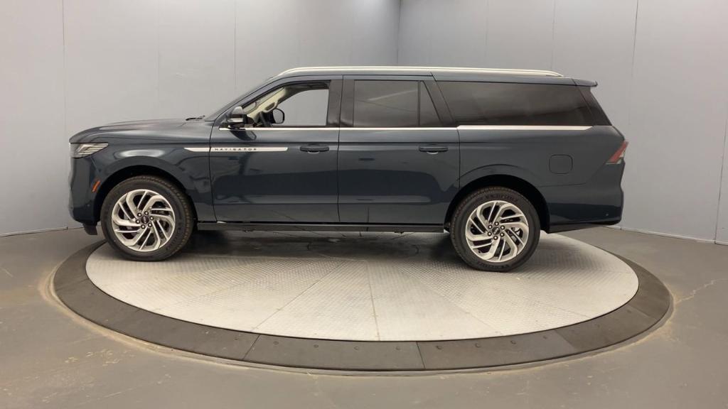 new 2025 Lincoln Navigator L car, priced at $106,115