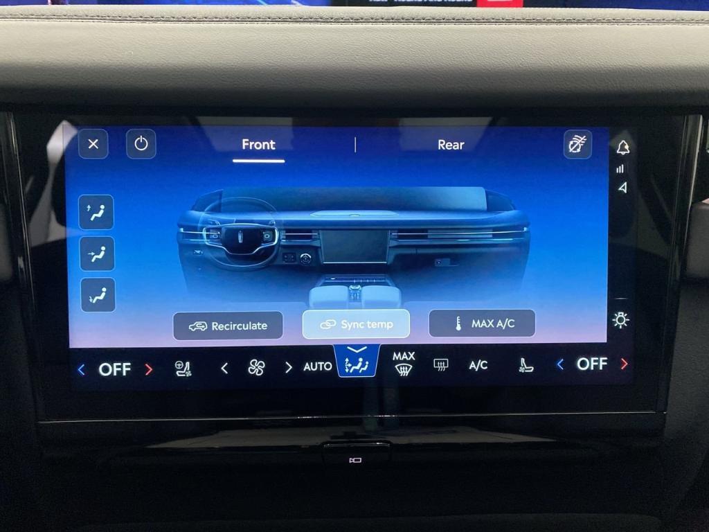 new 2025 Lincoln Navigator L car, priced at $106,115