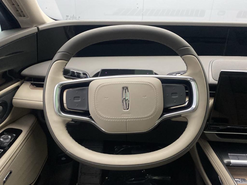 new 2025 Lincoln Nautilus car, priced at $65,455