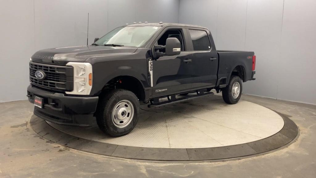 new 2025 Ford F-350 car, priced at $69,000