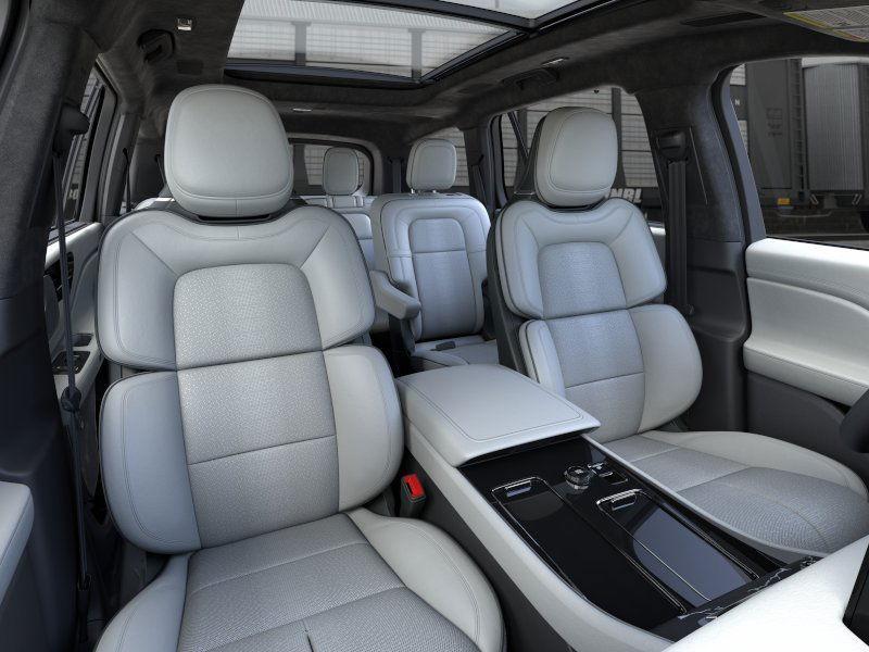new 2025 Lincoln Aviator car, priced at $92,190