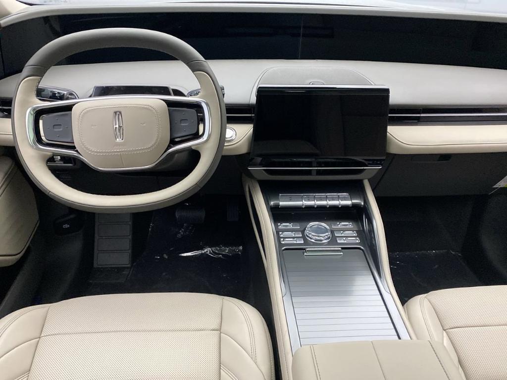 new 2025 Lincoln Nautilus car, priced at $62,270