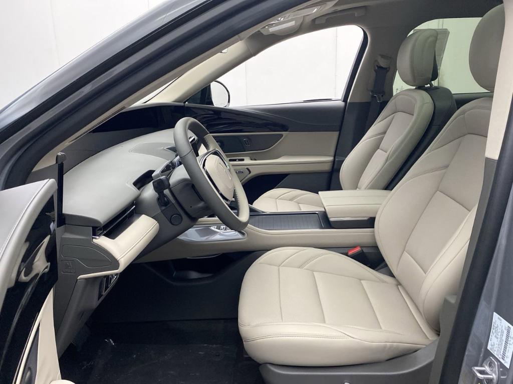 new 2025 Lincoln Nautilus car, priced at $62,270