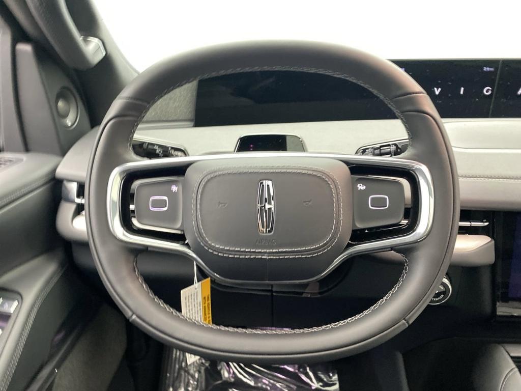 new 2025 Lincoln Navigator L car, priced at $110,075