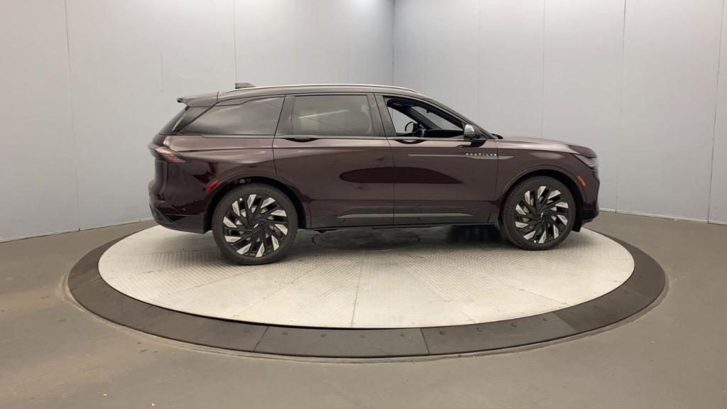 new 2024 Lincoln Nautilus car, priced at $65,970