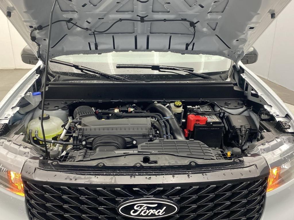 new 2025 Ford Maverick car, priced at $33,950