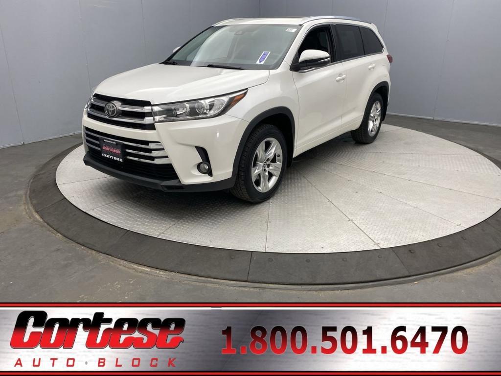 used 2017 Toyota Highlander car, priced at $21,750