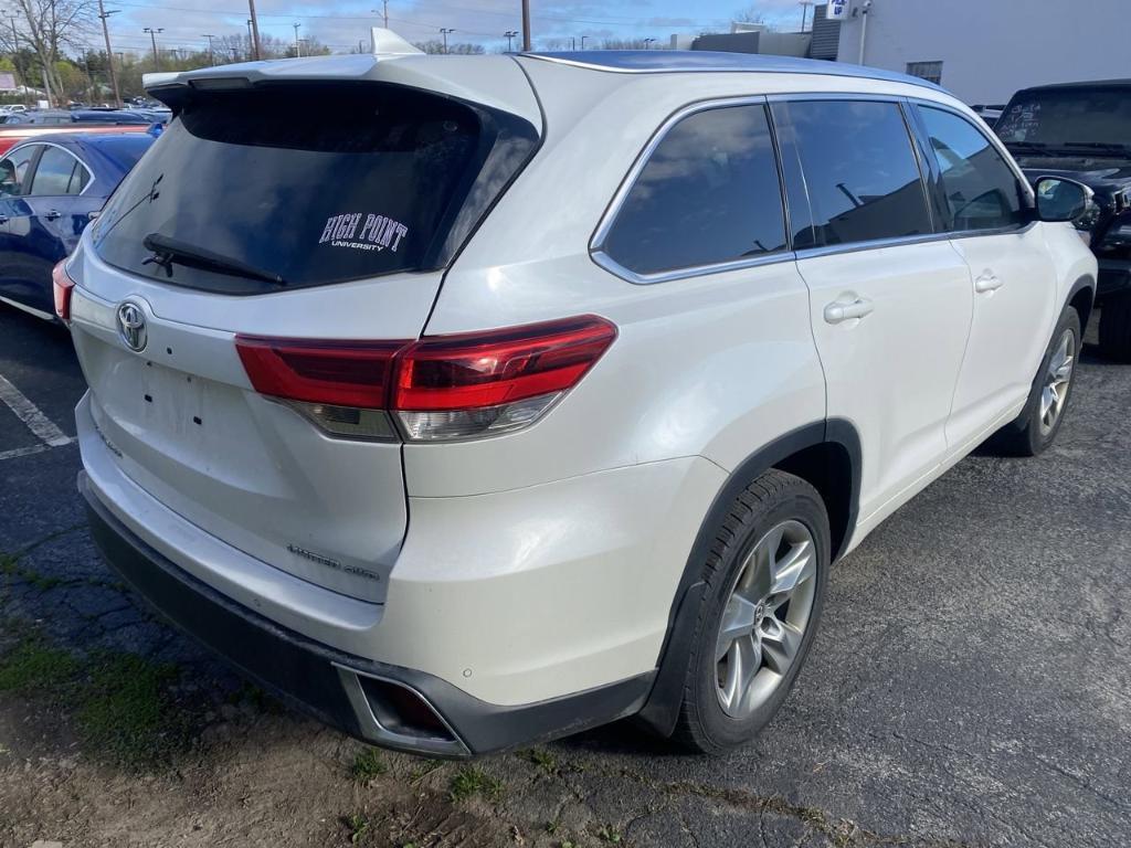 used 2017 Toyota Highlander car, priced at $21,888