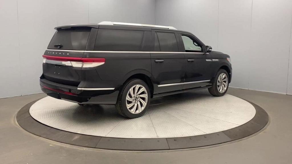 new 2023 Lincoln Navigator L car, priced at $84,990