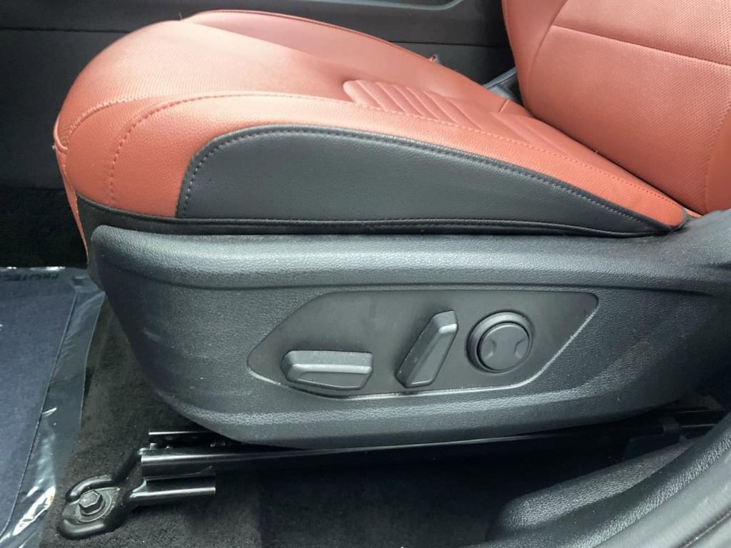 used 2024 Kia Sportage car, priced at $32,495