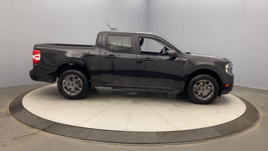 new 2025 Ford Maverick car, priced at $35,320
