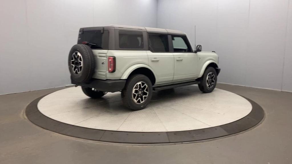 new 2024 Ford Bronco car, priced at $50,614