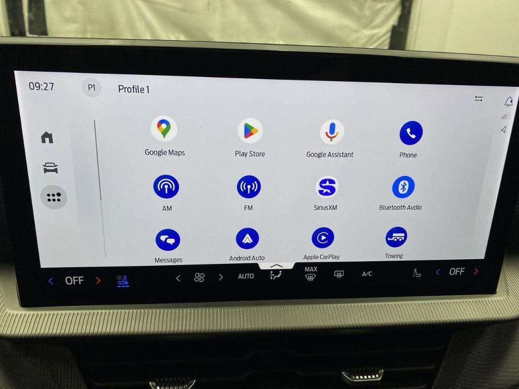 new 2025 Ford Explorer car, priced at $63,105