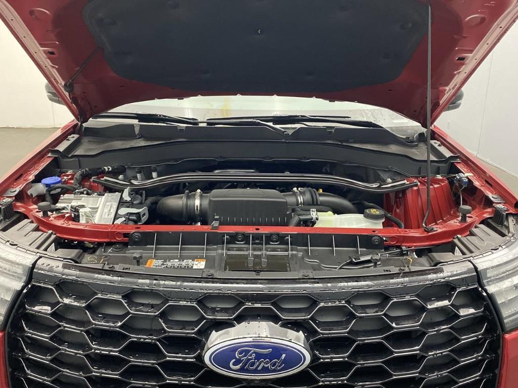 new 2025 Ford Explorer car, priced at $63,105