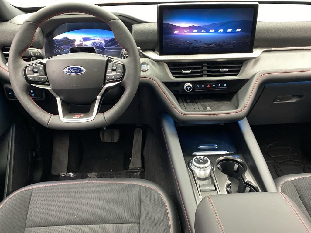 new 2025 Ford Explorer car, priced at $63,105