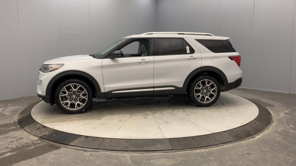 new 2025 Ford Explorer car, priced at $59,554