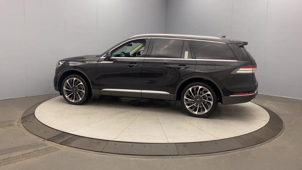 new 2024 Lincoln Aviator car, priced at $73,475