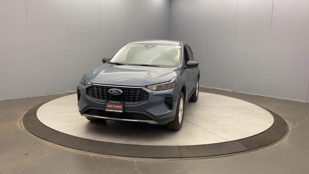 new 2025 Ford Escape car, priced at $34,405