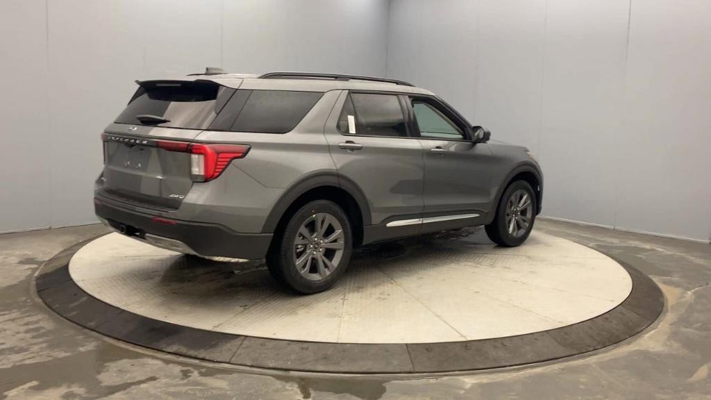 new 2025 Ford Explorer car, priced at $50,355