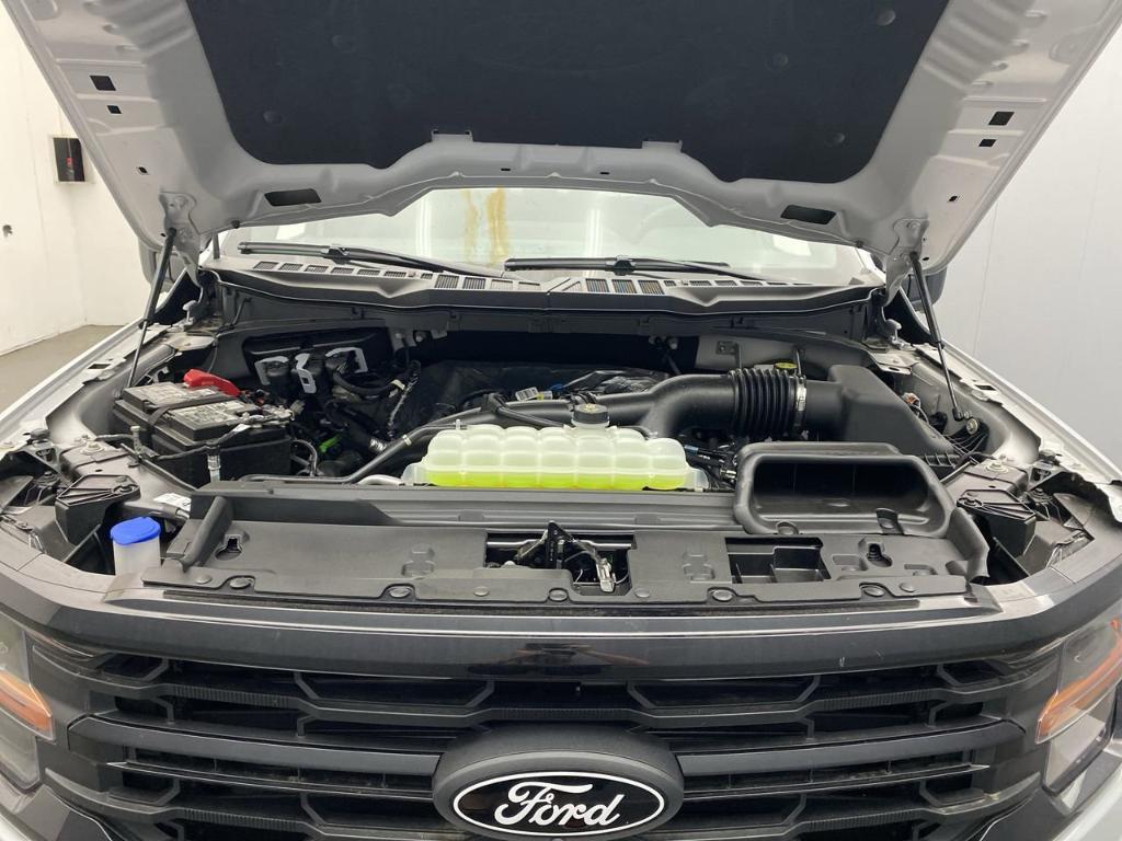 new 2025 Ford F-150 car, priced at $59,945