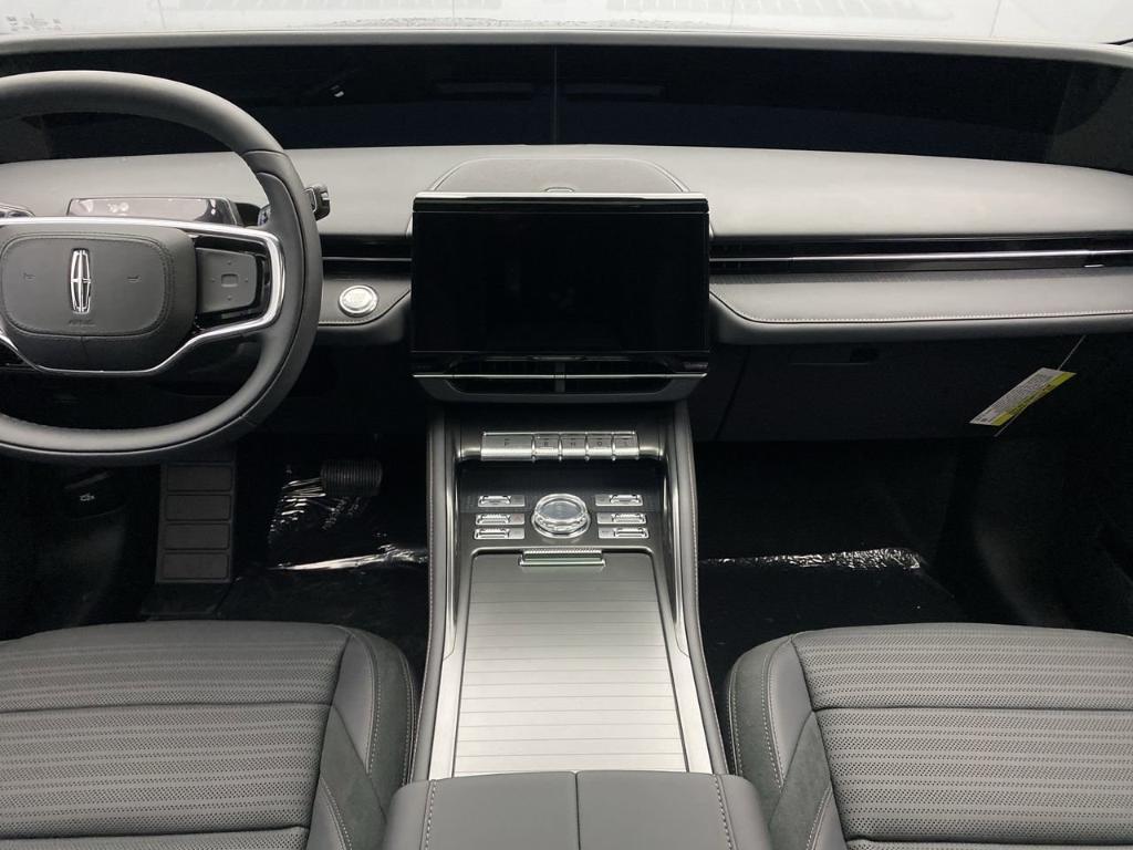new 2025 Lincoln Nautilus car, priced at $67,705