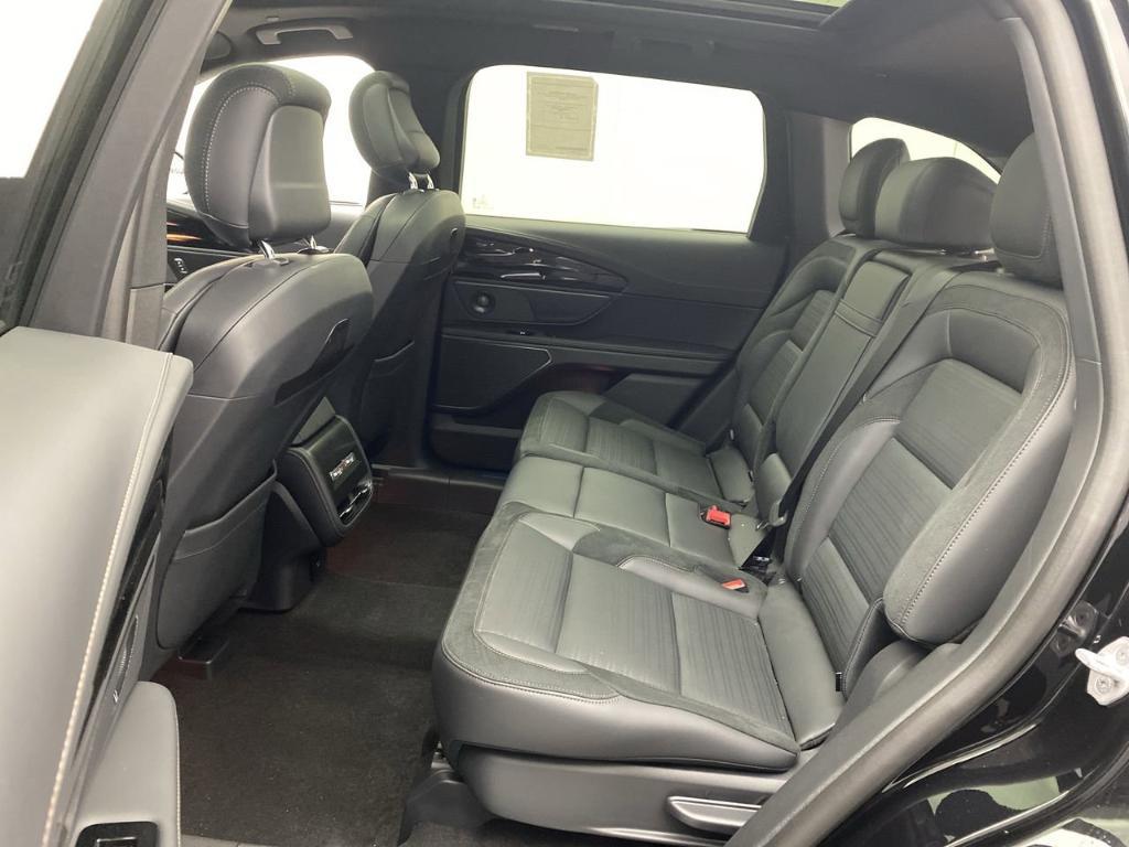 new 2025 Lincoln Nautilus car, priced at $67,705