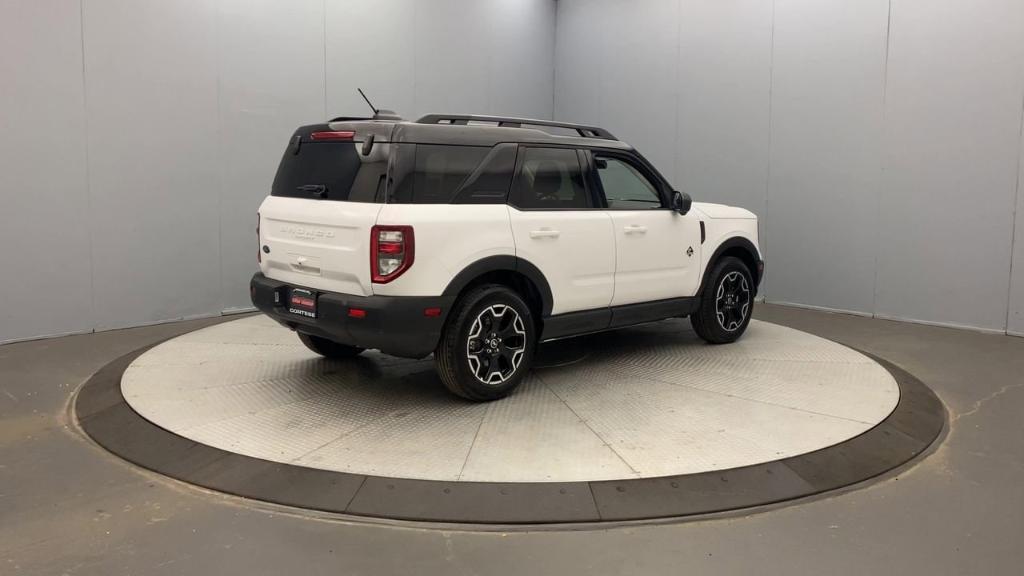 new 2025 Ford Bronco Sport car, priced at $41,890