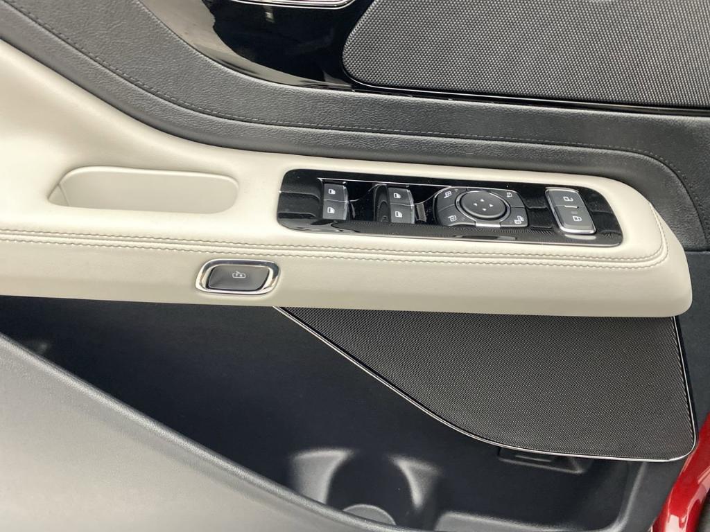 new 2025 Lincoln Aviator car, priced at $71,035