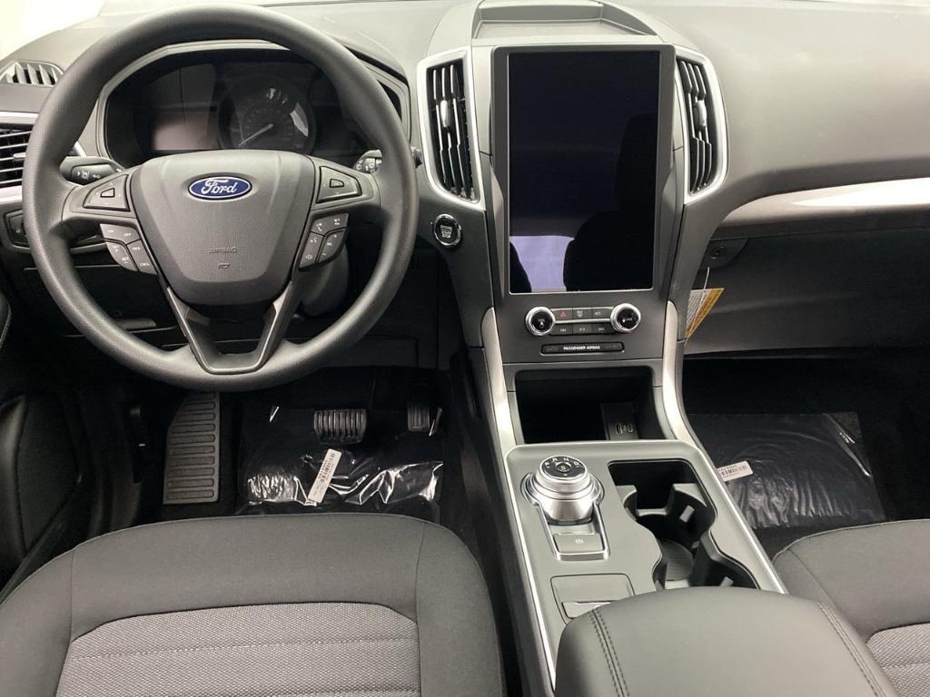 new 2024 Ford Edge car, priced at $41,580