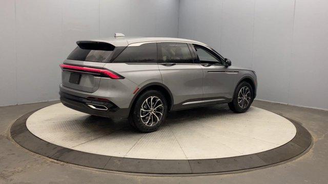 new 2025 Lincoln Nautilus car, priced at $59,270