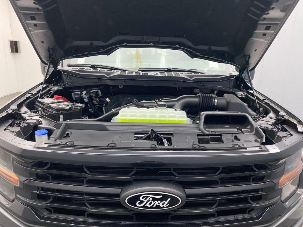 new 2025 Ford F-150 car, priced at $60,770