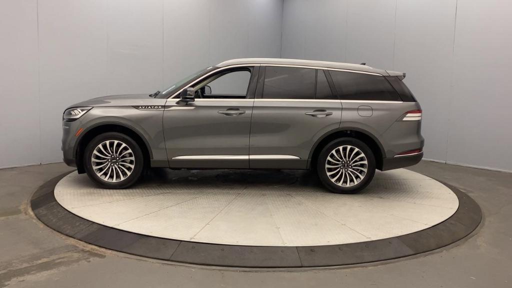 used 2024 Lincoln Aviator car, priced at $50,999