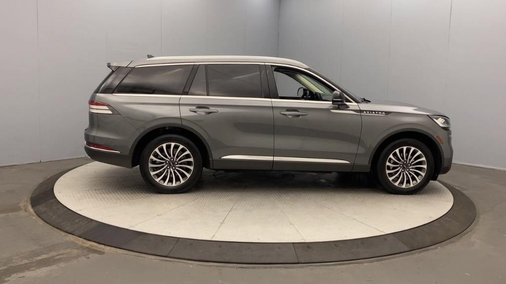 used 2024 Lincoln Aviator car, priced at $49,999