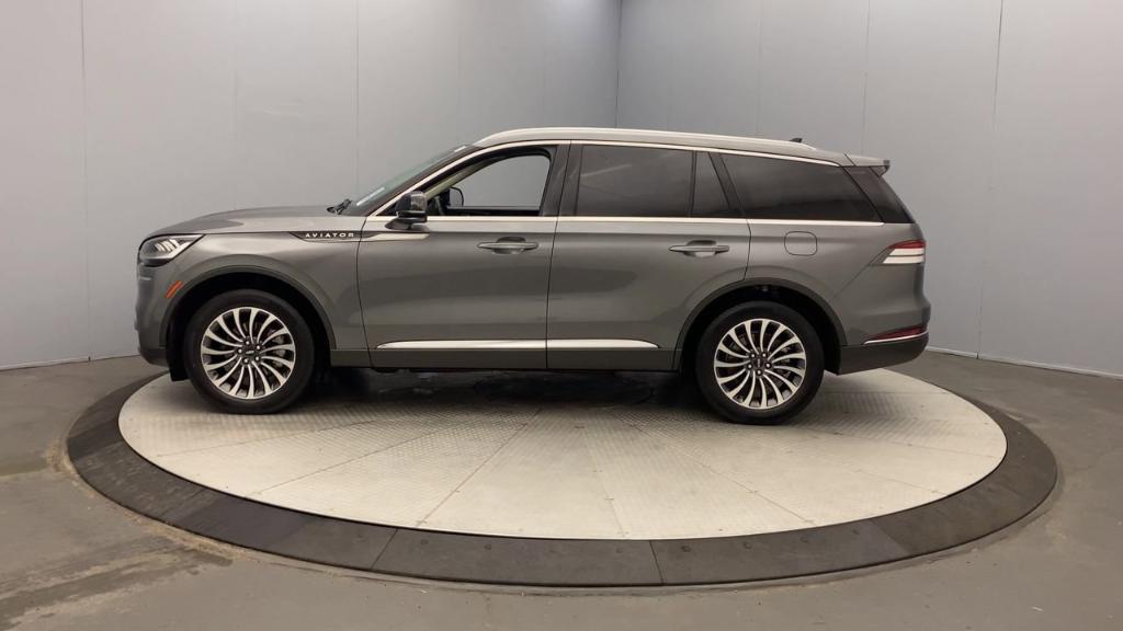 used 2024 Lincoln Aviator car, priced at $50,999