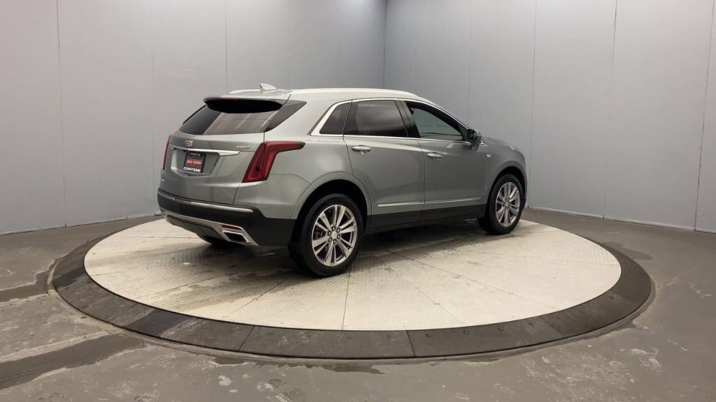 used 2024 Cadillac XT5 car, priced at $42,990