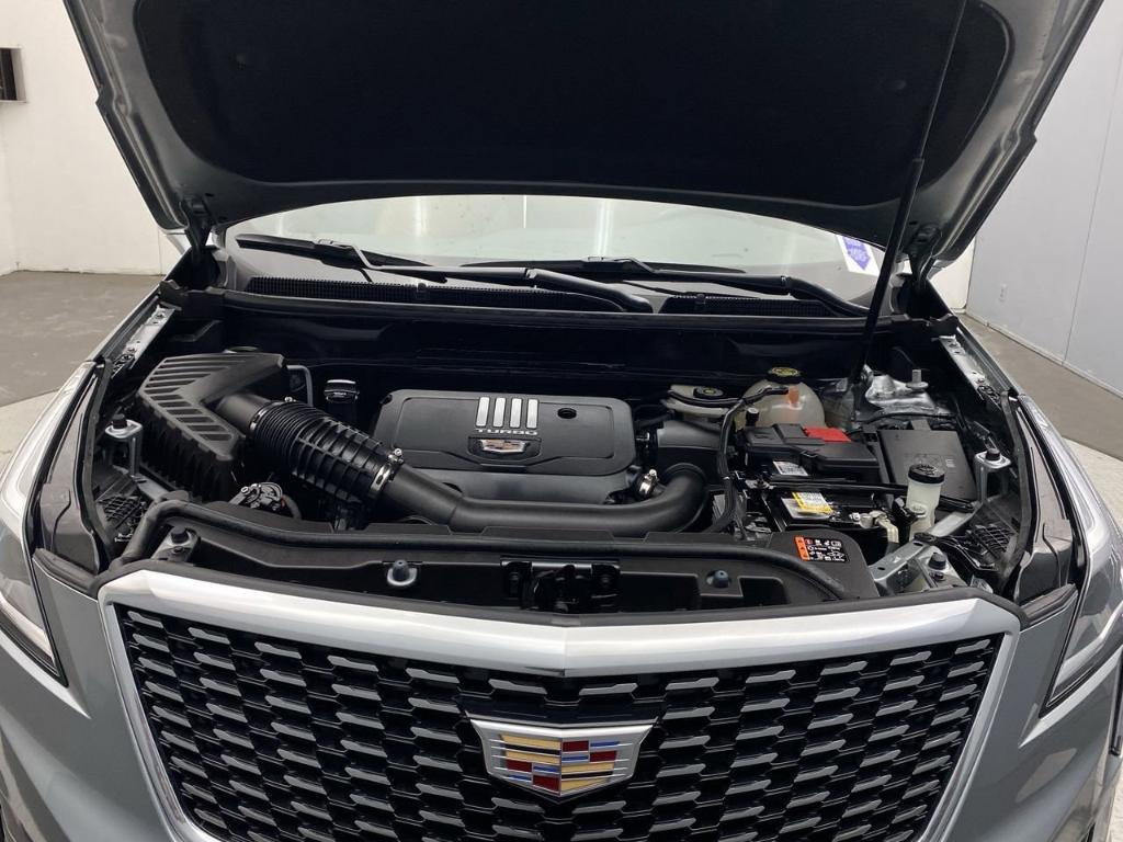 used 2024 Cadillac XT5 car, priced at $42,990