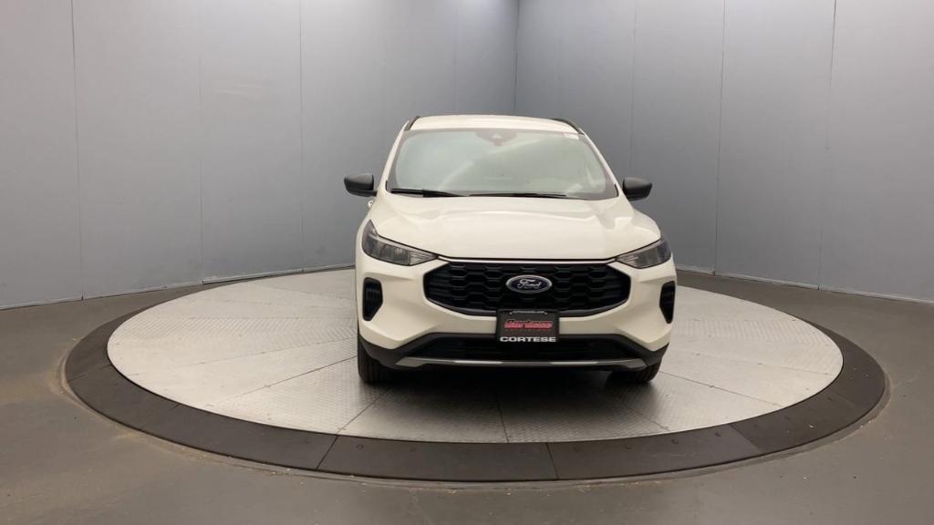 new 2025 Ford Escape car, priced at $33,127